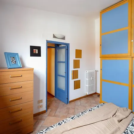 Cozy Attic In Navigli *
